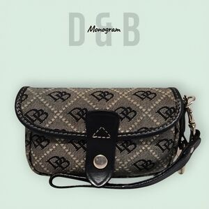 Dooney & Bourke (Vintage) Signature Wrislet With Blue Duck-EUC